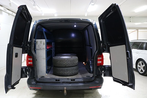 Volkswagen Transporter 5 of 5