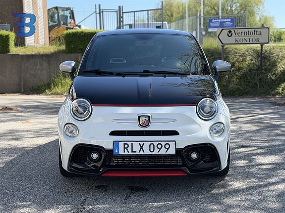 Abarth 595 2 of 5