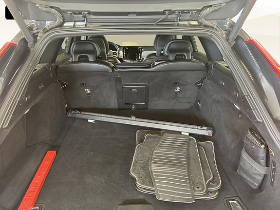 Volvo V90 12 of 18