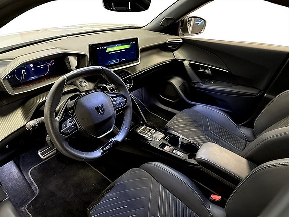 Peugeot 2008 6 of 18