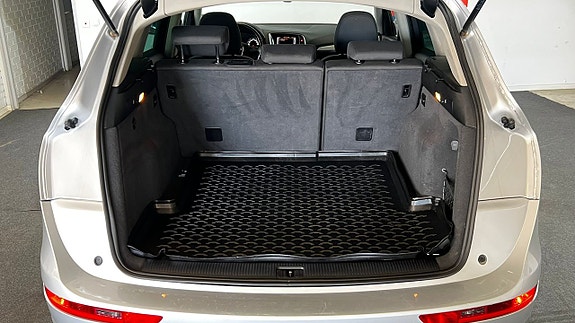 Audi Q5 12 of 17