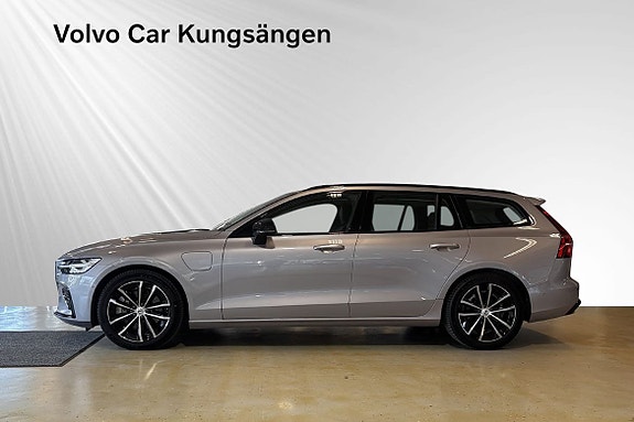 Volvo V60 4 of 28