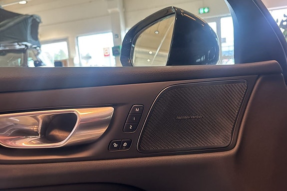 Volvo V60 20 of 28
