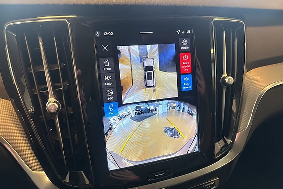 Volvo V60 24 of 28