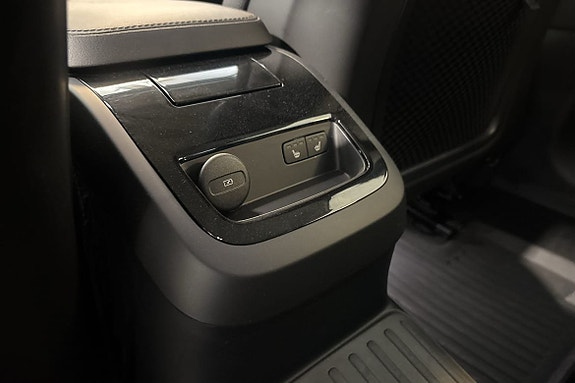 Volvo V60 28 of 28