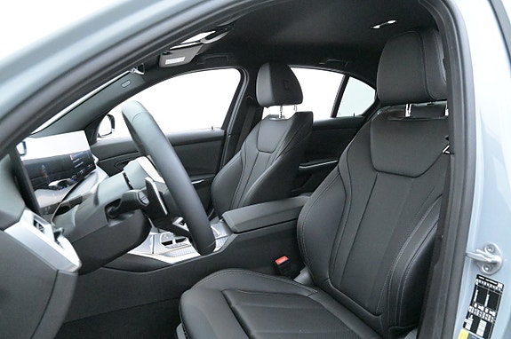 BMW 330e 9 of 27