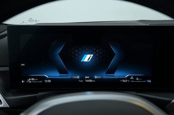 BMW 330e 8 of 27