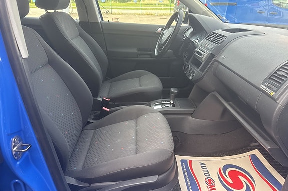 Volkswagen Polo 15 of 19