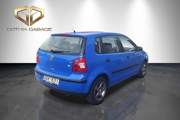 Volkswagen Polo 3 of 5