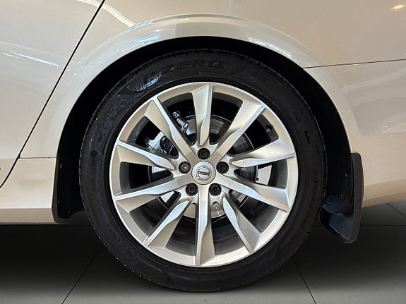 Volvo S90 14 of 18