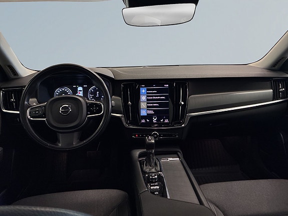 Volvo S90 8 of 18