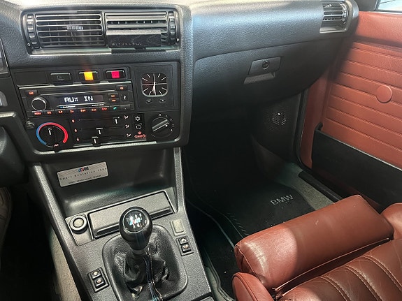 BMW 325i 12 of 21