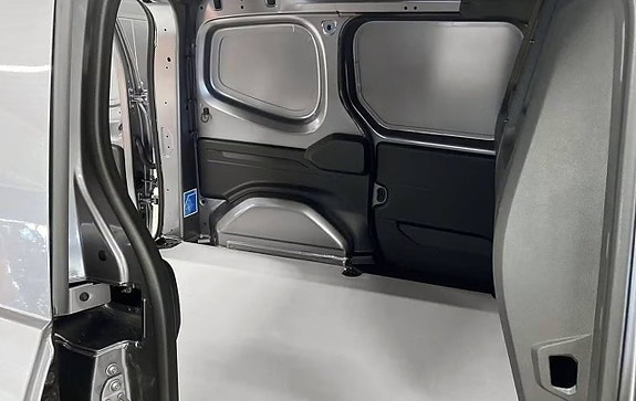 Mercedes-Benz eCitan 6 of 6