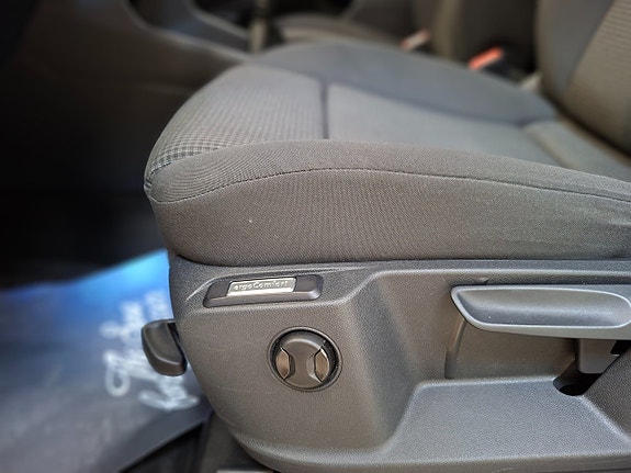Volkswagen Caddy 13 of 21