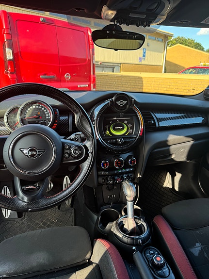 MINI John Cooper Works 3 of 4