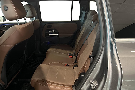Mercedes-Benz GLB200 10 of 17