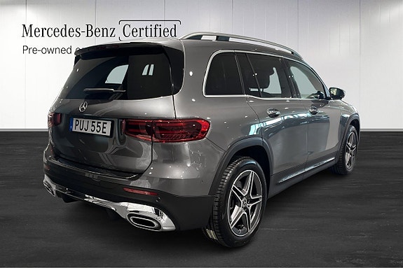 Mercedes-Benz GLB200 3 of 5