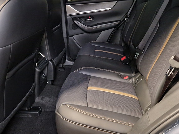 Mazda CX-60 8 of 12