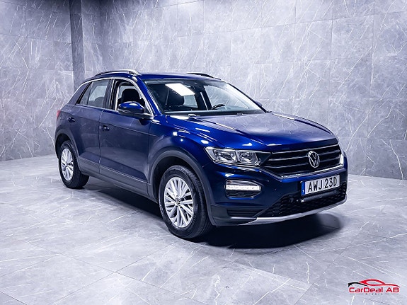 Volkswagen T-Roc 9 of 28