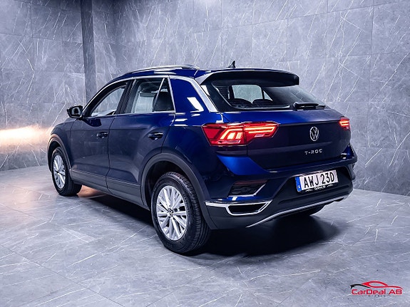 Volkswagen T-Roc 5 of 5