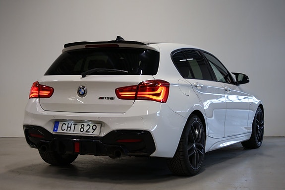 BMW M135i 8 of 24