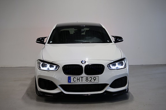 BMW M135i 3 of 5