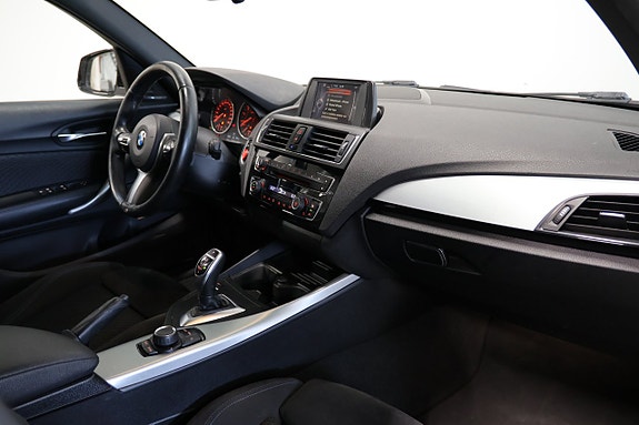 BMW M135i 11 of 24