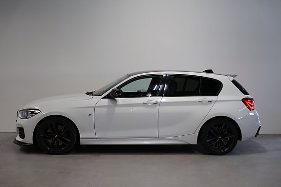 BMW M135i 6 of 24
