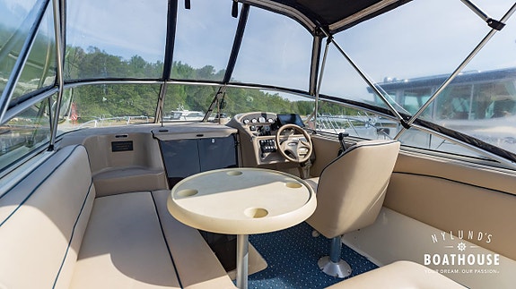 Bayliner Ciera 2655 | Volvo Penta V8-300 C-K 25 of 30