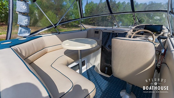 Bayliner Ciera 2655 | Volvo Penta V8-300 C-K 26 of 30