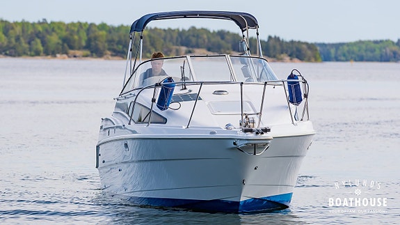Bayliner Ciera 2655 | Volvo Penta V8-300 C-K 8 of 30