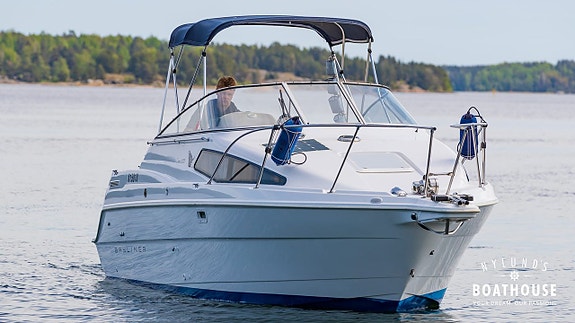 Bayliner Ciera 2655 | Volvo Penta V8-300 C-K 9 of 30