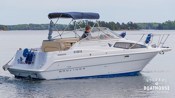 Bayliner Ciera 2655 | Volvo Penta V8-300 C-K 12 of 30