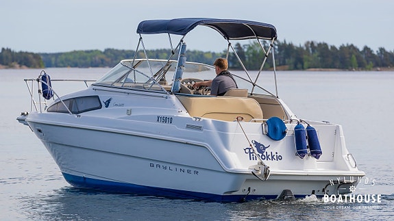 Bayliner Ciera 2655 | Volvo Penta V8-300 C-K 16 of 30