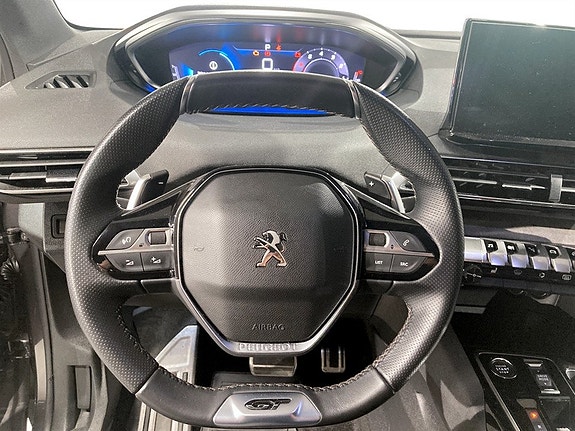 Peugeot 5008 7 of 16