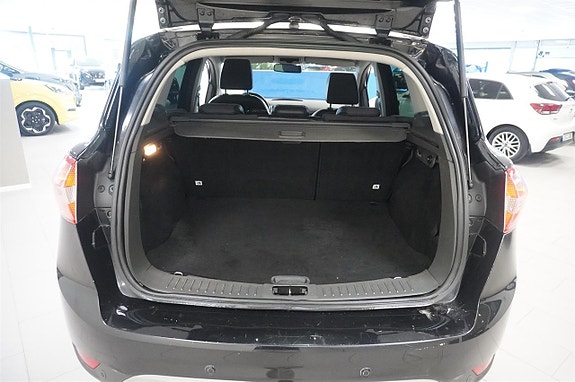 Ford Kuga 5 of 5
