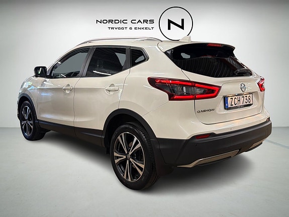 Nissan Qashqai 2 of 5