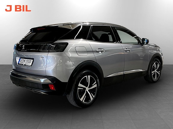 Peugeot 3008 3 of 5