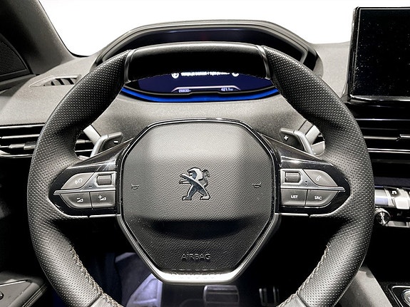 Peugeot 3008 7 of 15