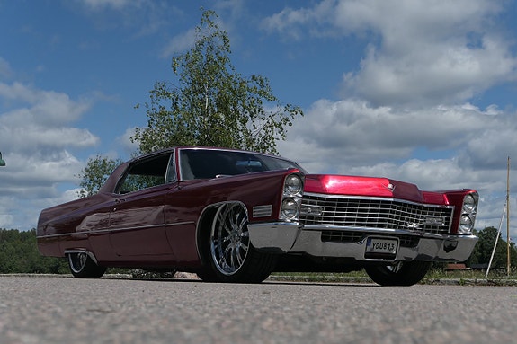 Cadillac Deville