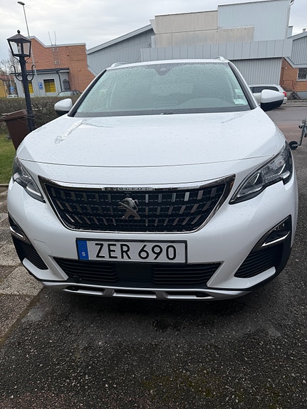 Peugeot 3008 7 of 9