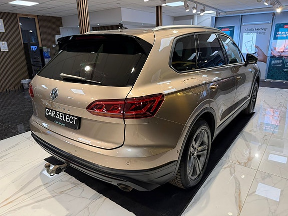 Volkswagen Touareg 7 of 28