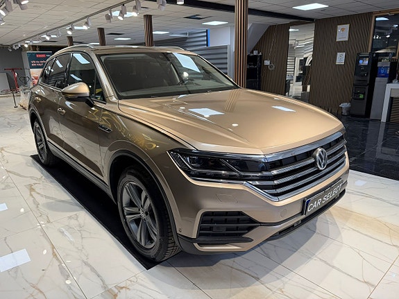 Volkswagen Touareg 8 of 28