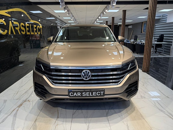 Volkswagen Touareg 9 of 28