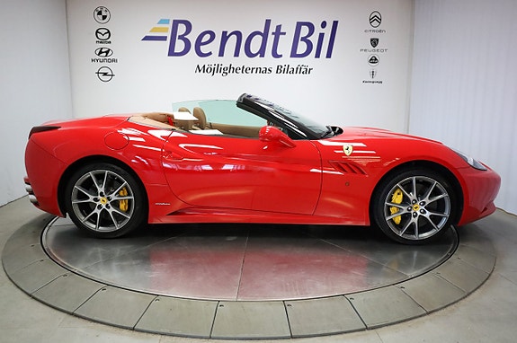Ferrari California 13 of 30