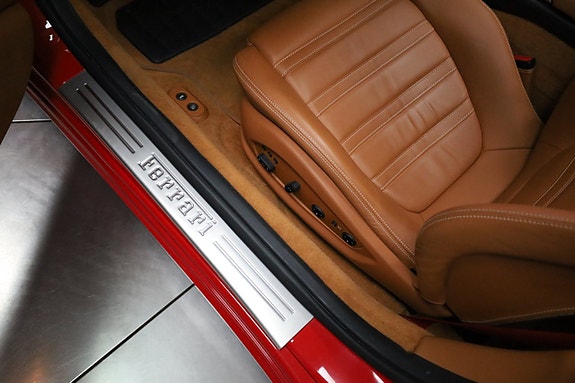Ferrari California 11 of 30