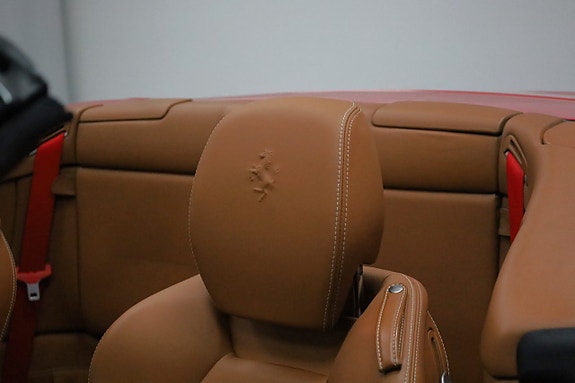 Ferrari California 16 of 30