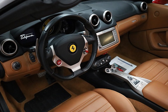 Ferrari California 5 of 5