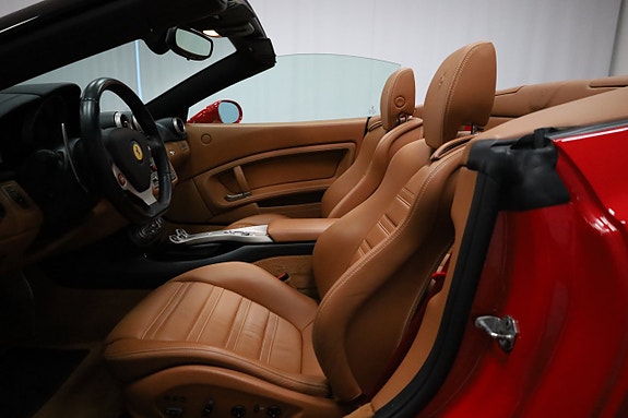 Ferrari California 9 of 30