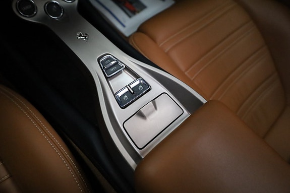 Ferrari California 23 of 30